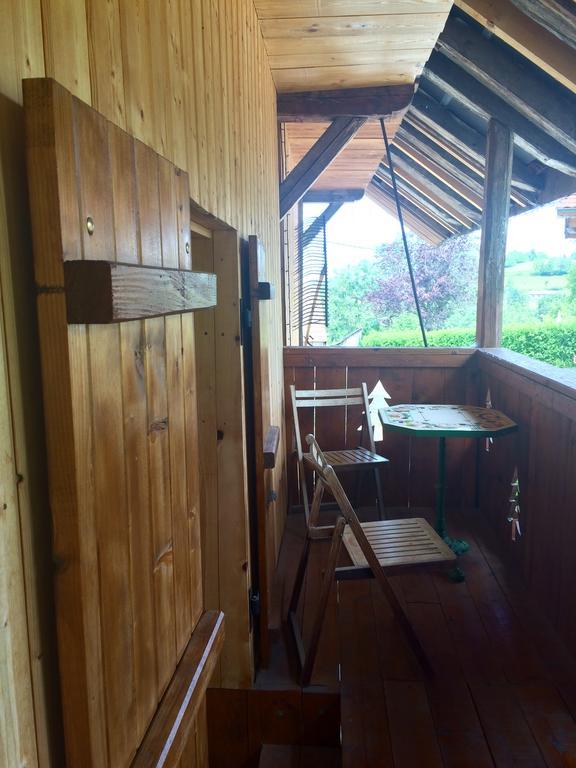 Bed and Breakfast Les Balcons Du Leman Thollon-les-Memises Exterior foto