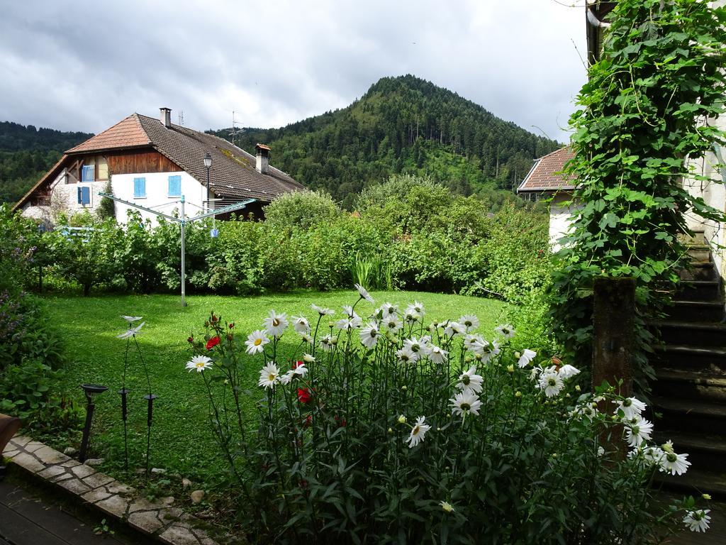 Bed and Breakfast Les Balcons Du Leman Thollon-les-Memises Exterior foto