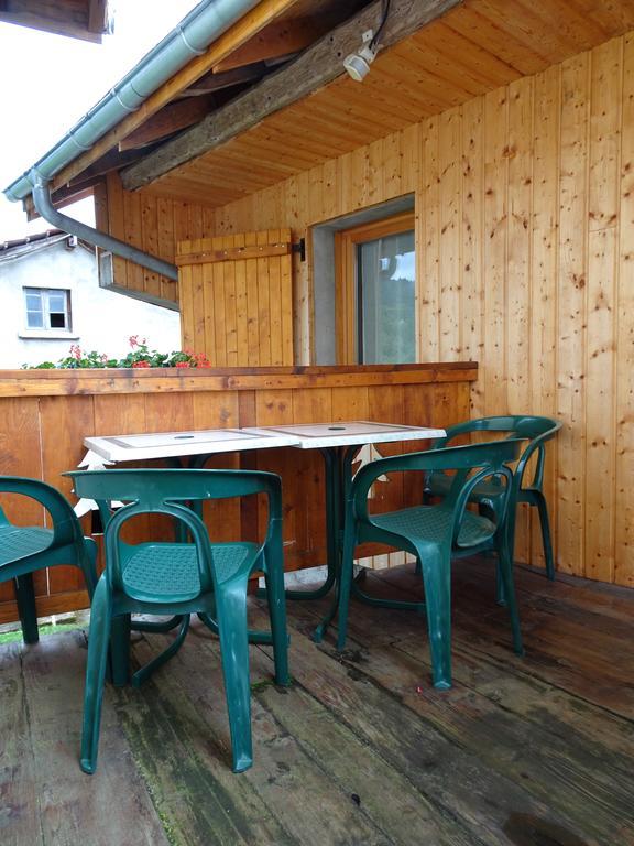 Bed and Breakfast Les Balcons Du Leman Thollon-les-Memises Exterior foto